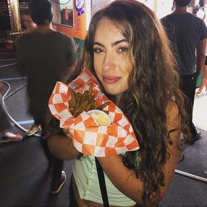 Meet your Posher, Andi